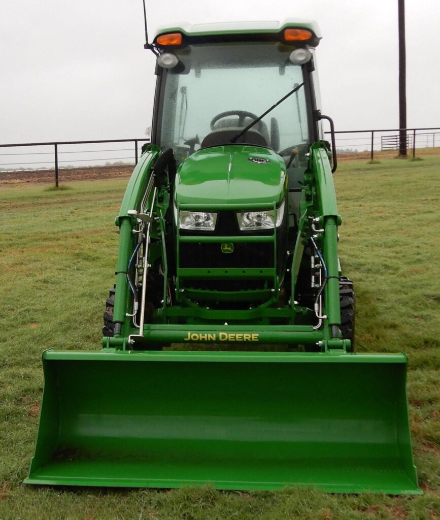 2020 John Deere 3039R Tractor