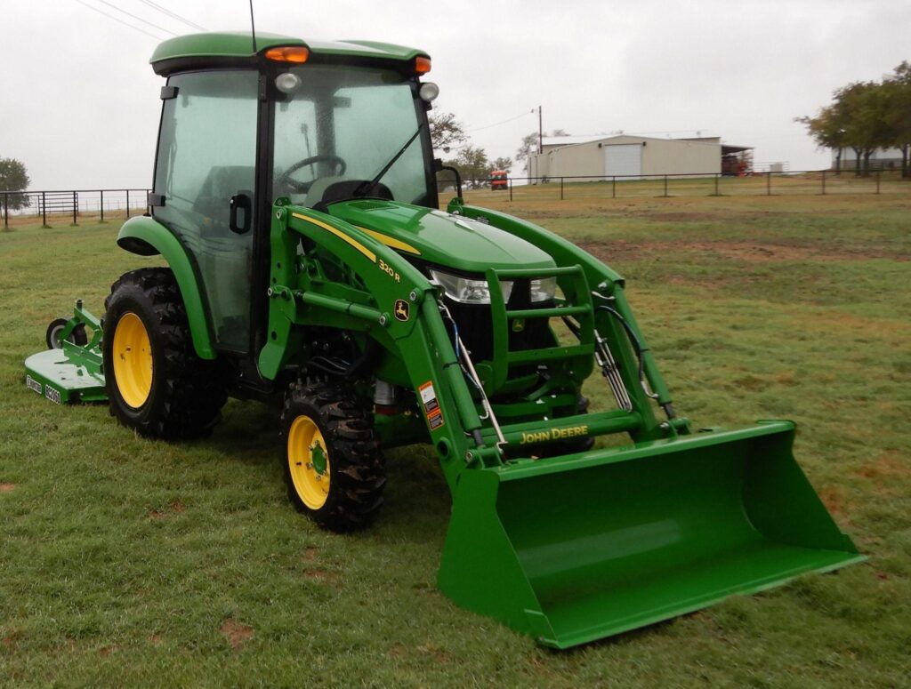 2020 John Deere 3039R Tractor
