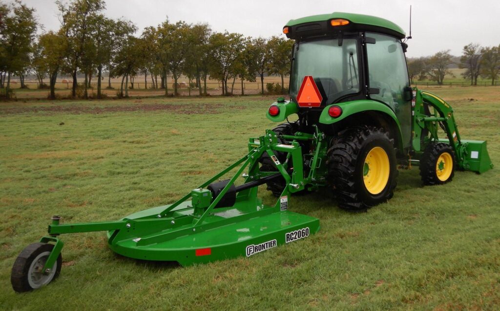 2020 John Deere 3039R Tractor