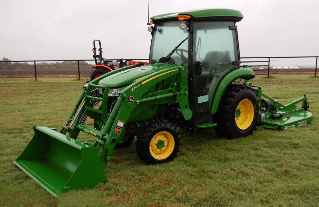 2020 John Deere 3039R Tractor